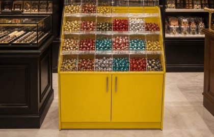 Dolaplı Bonbon Kutu Stand
