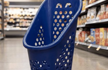 Plastik Tekerlekli Alışveriş Sepeti